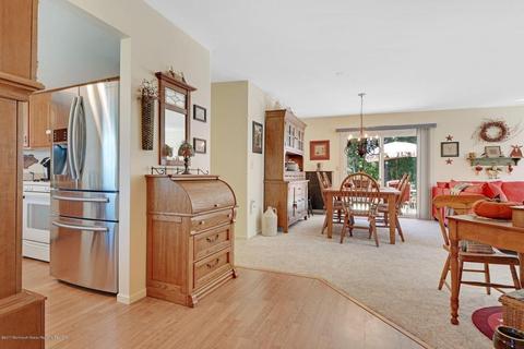8 Kent Dr, Forked River, NJ 08731 photo 10