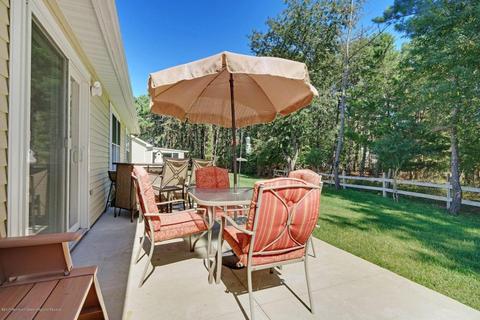 8 Kent Dr, Forked River, NJ 08731 photo 3