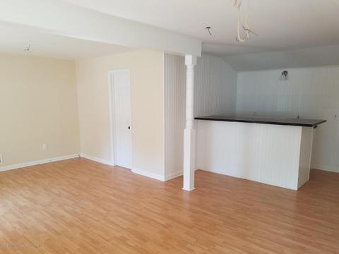 32 Brookside Dr, Howell, NJ 07731 photo 8