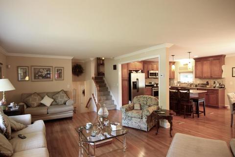 744 Point View Rd, Brick, NJ 08724 photo 3