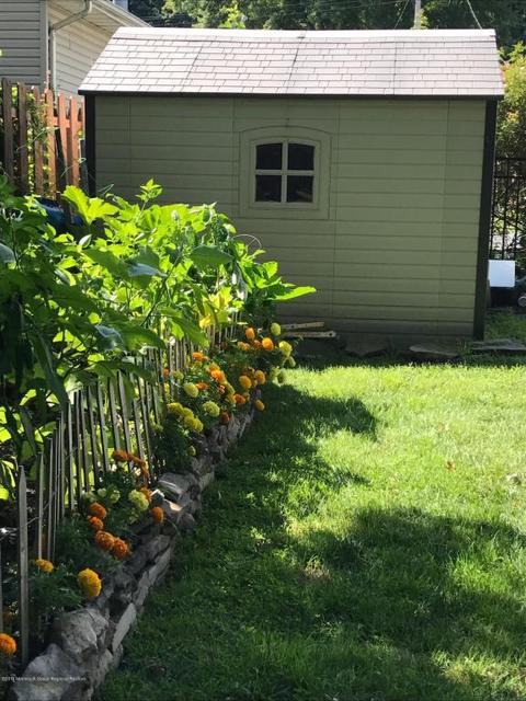 111 Hamilton Ave, Middletown, NJ 07748 photo 18
