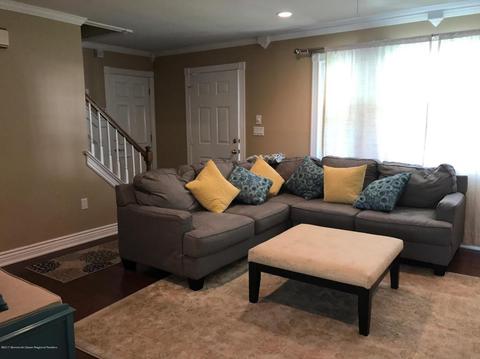 111 Hamilton Ave, Middletown, NJ 07748 photo 7
