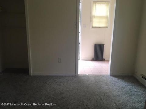 20 Smith Pl, North Middletown, NJ 07748 photo 3