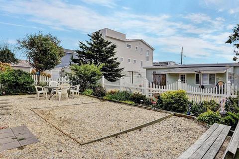 106 E 3rd St, Ship Bottom, NJ 08008 photo 4