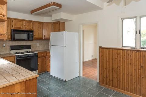 5 Rustic Dr, Howell, NJ 07731 photo 8
