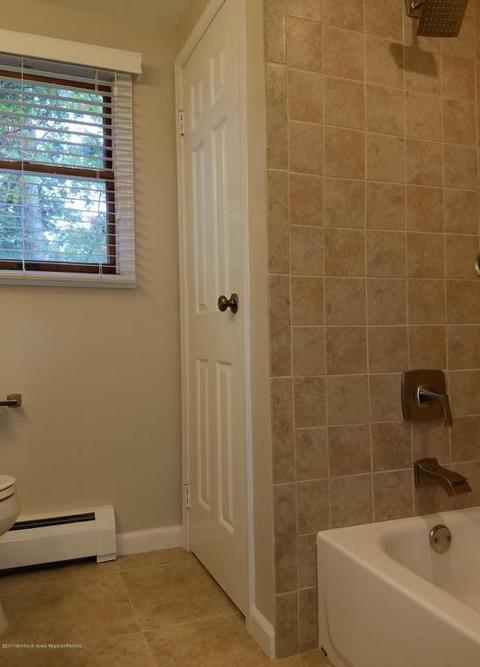 985 Round Ave, Brick, NJ 08723 photo 19