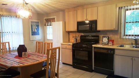 985 Round Ave, Brick, NJ 08723 photo 11