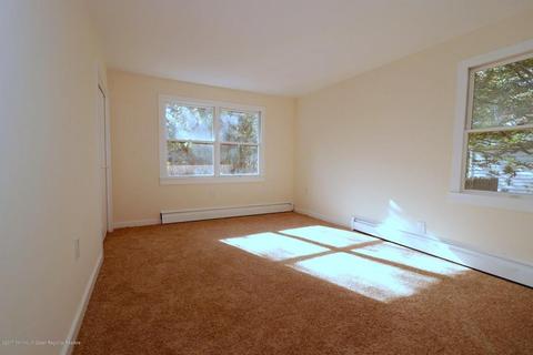 423 Mohawk Dr, Brick, NJ 08723 photo 8
