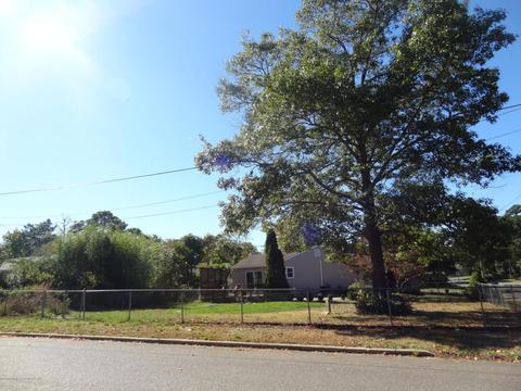 2115 Pineview Rd, Forked River, NJ 08731 photo 2
