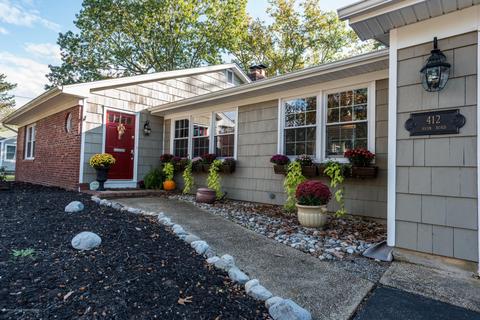 412 Avon Rd, Pine Beach, NJ 08741 photo 5