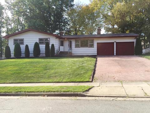 15 Jonathan Dr, Edison, NJ 08820 photo 1