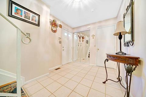27 Birmingham Dr, Jackson, NJ 08527 photo 4