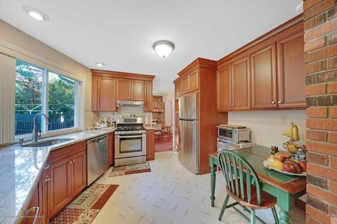 27 Birmingham Dr, Jackson, NJ 08527 photo 7