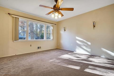 18 Birch Dr, Jackson, NJ 08527 photo 5