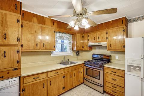 18 Birch Dr, Jackson, NJ 08527 photo 10