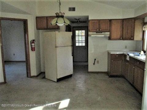 308 Beach Blvd, Forked River, NJ 08731 photo 6