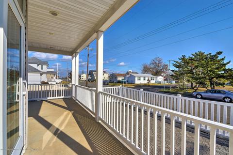 550 E Bayview Ave, Ocean Gate, NJ 08740 photo 9