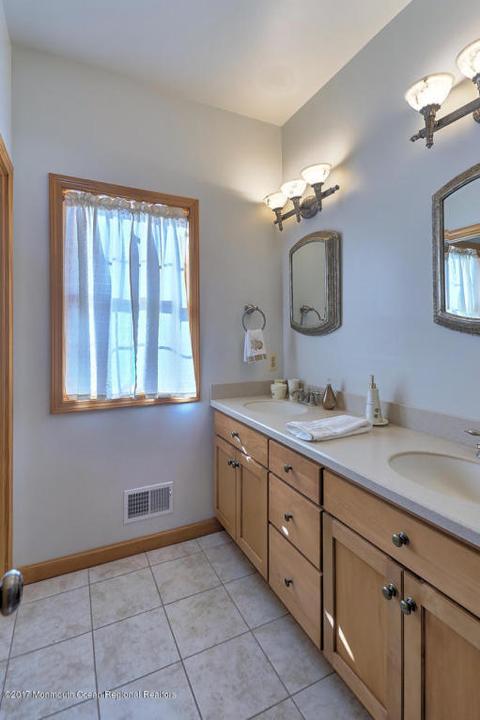 550 E Bayview Ave, Ocean Gate, NJ 08740 photo 22