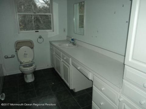 27 E River Rd, Rumson, NJ 07760 photo 8