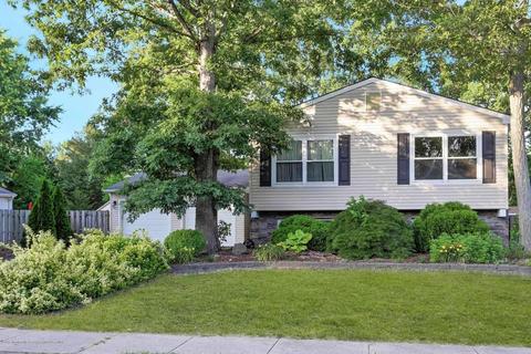 7 Flintlock Dr, Howell, NJ 07731 photo 4