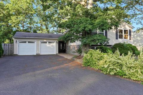7 Flintlock Dr, Howell, NJ 07731 photo 2