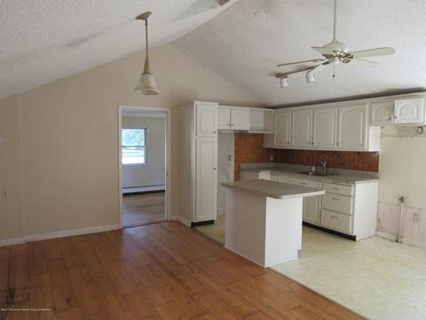 1815 S N St, Wall, NJ 07719 photo 4