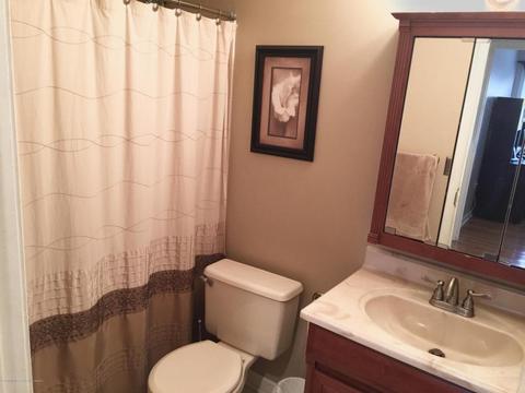 33 Colonial Ct, Jackson, NJ 08527 photo 16