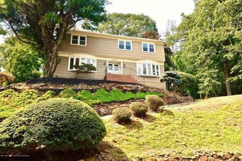 65 Ridge Dr E, Berkeley Heights, NJ 07922 photo 1