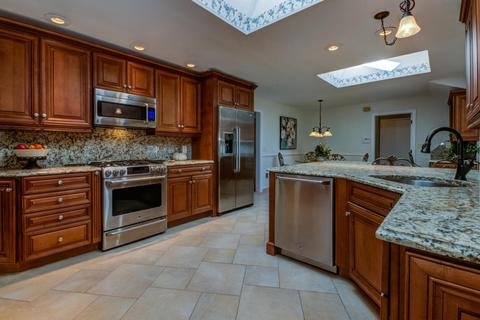 19 Centerville Rd, Holmdel, NJ 07733 photo 7
