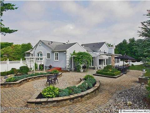 19 Centerville Rd, Holmdel, NJ 07733 photo 3
