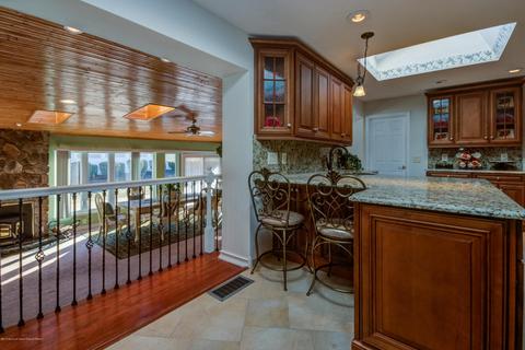 19 Centerville Rd, Holmdel, NJ 07733 photo 8