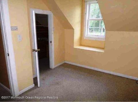 205 Lloyd Rd, Matawan, NJ 07747 photo 6