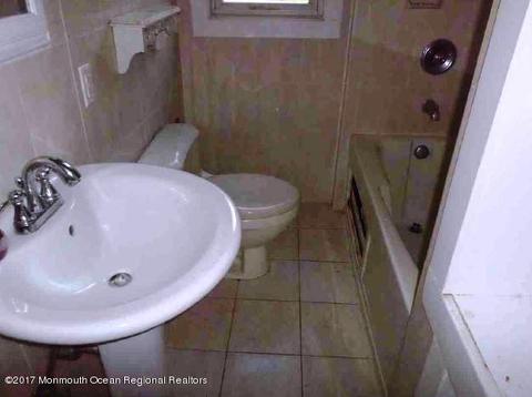 205 Lloyd Rd, Matawan, NJ 07747 photo 9