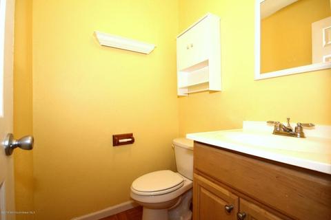 47 Brandywine Ct, Brick, NJ 08724 photo 9