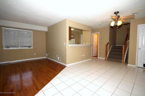 47 Brandywine Ct, Brick, NJ 08724 photo 4