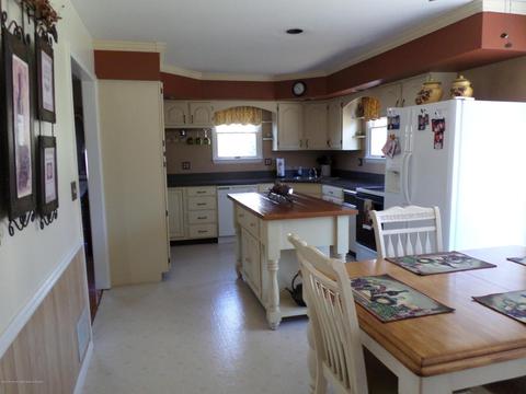 83 Johnson St, Waretown, NJ 08758 photo 14
