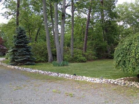 83 Johnson St, Waretown, NJ 08758 photo 4