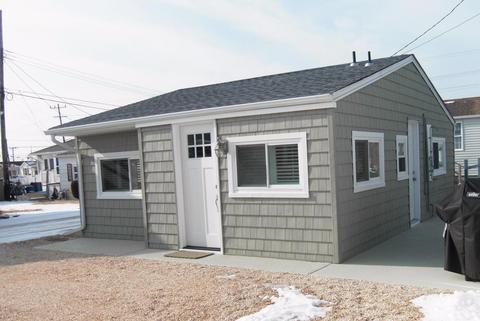 32 E Pompano Way, Lavallette, NJ 08735 photo 1