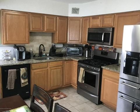 6 Eric Dr, Howell, NJ 07731 photo 7