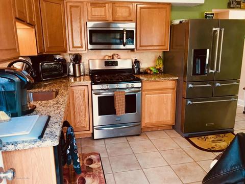 6 Eric Dr, Howell, NJ 07731 photo 8