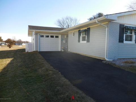 6 Spenser Ct, Brick, NJ 08724 photo 2