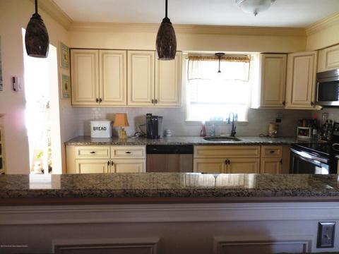 6 Spenser Ct, Brick, NJ 08724 photo 4