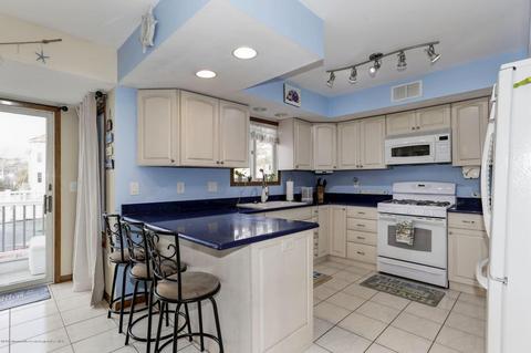 22 Longpoint Dr, Brick, NJ 08723 photo 13