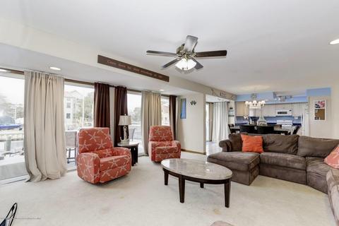 22 Longpoint Dr, Brick, NJ 08723 photo 10