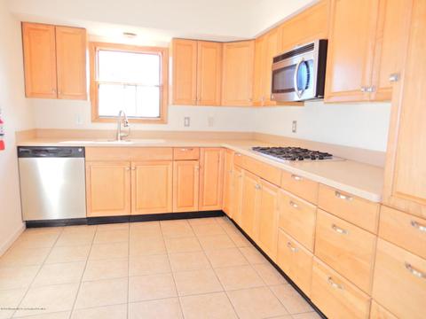 8 E Maple St, Colonia, NJ 07067 photo 3