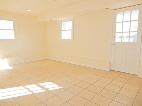 8 E Maple St, Colonia, NJ 07067 photo 17