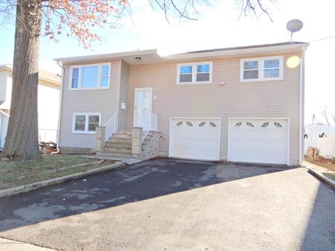 8 E Maple St, Colonia, NJ 07067 photo 1