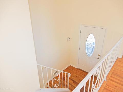 8 E Maple St, Colonia, NJ 07067 photo 16