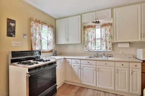 485 Pinecroft Dr, Brick, NJ 08723 photo 9
