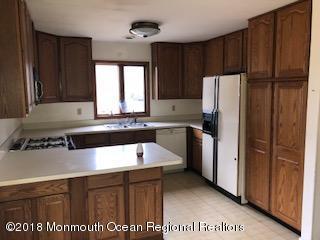 6 Acker Dr, Middletown, NJ 07748 photo 6